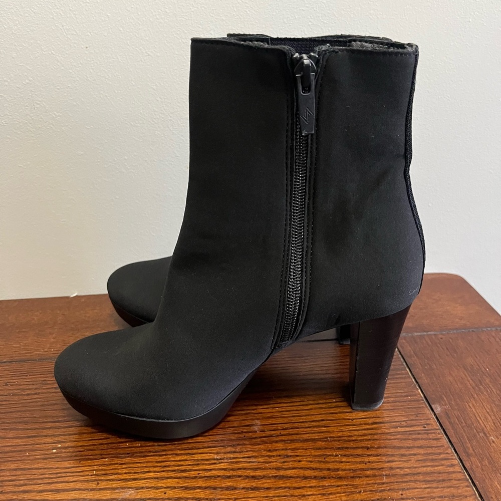 Donald Pliner‎ ESRA stretch heel bootie Black NEW 6.5